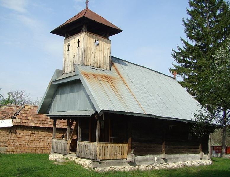 Biserica de lemn "Sfântul Gheorghe Pişteştii din Vale"