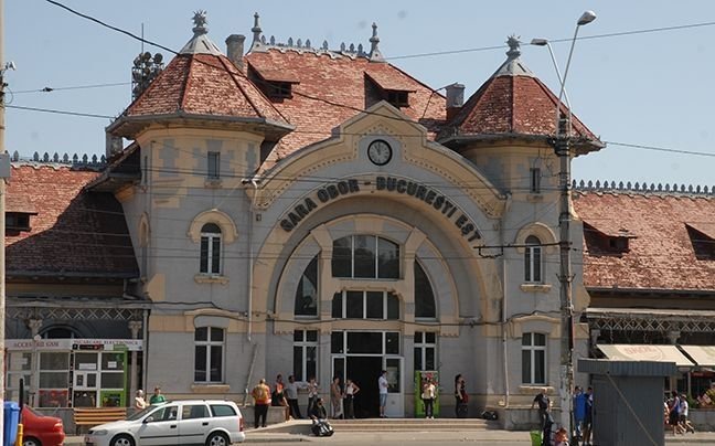 Gara Obor, intrarea principală. 