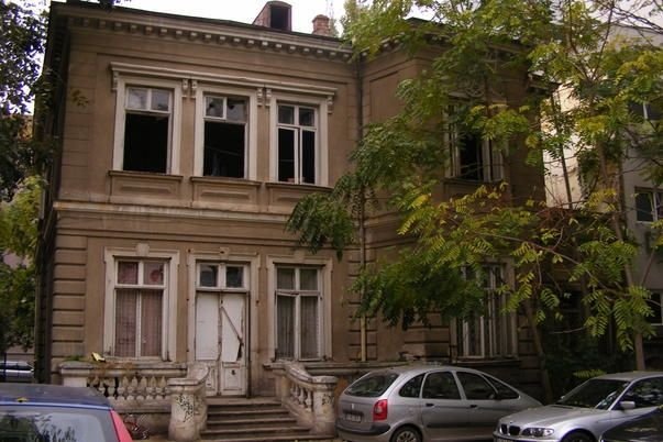 Casa memoriala Spiru Haret inainte de demolare.