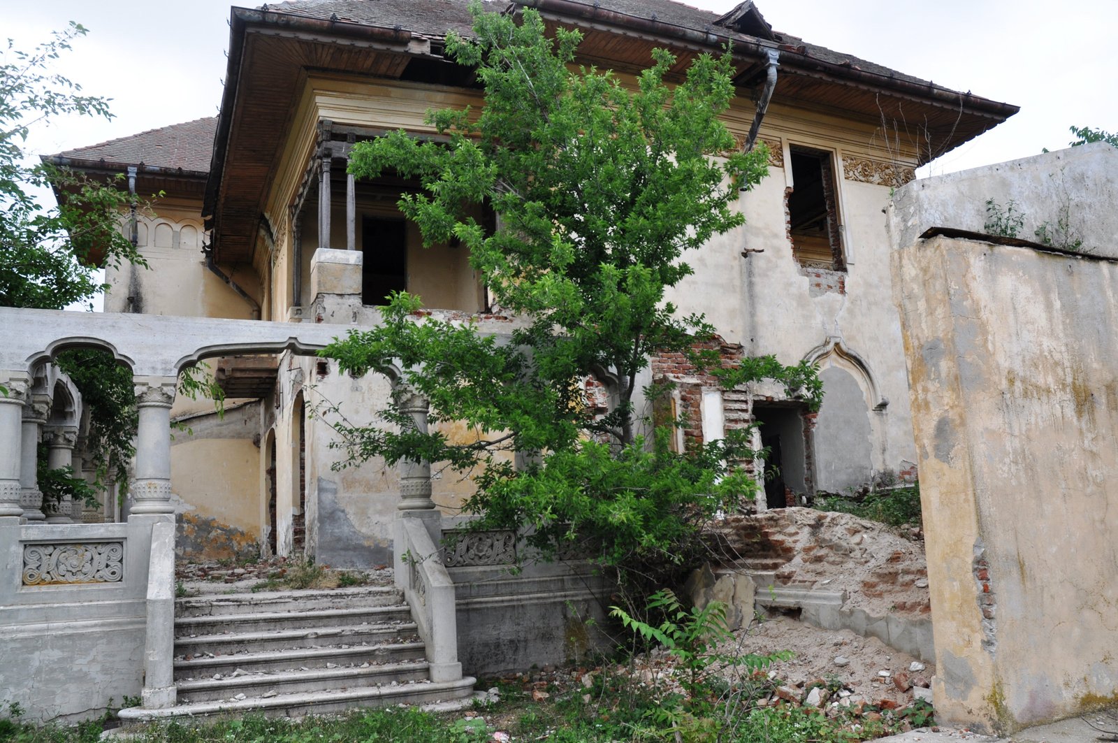 Conacul Brătaşanu.